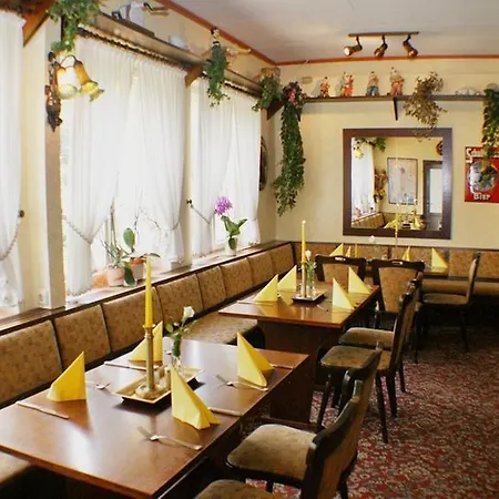 & Lindenkrug 2* 포세리츠